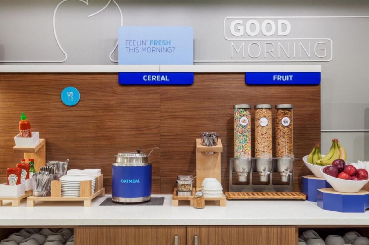 Holiday Inn Express & Suites Lexington By Ihg Zewnętrze zdjęcie
