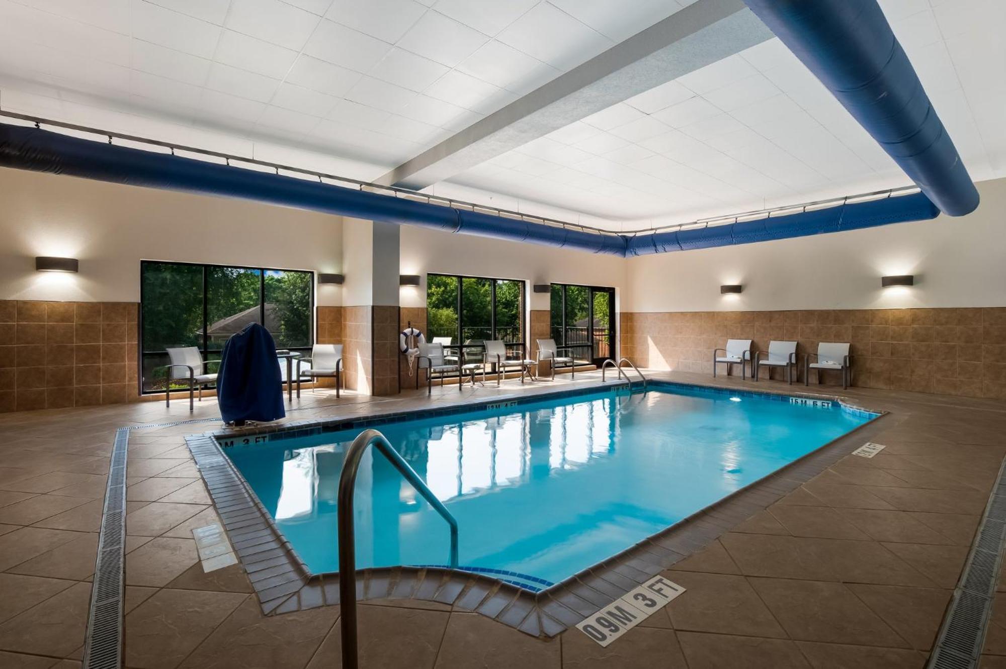 Holiday Inn Express & Suites Lexington By Ihg Zewnętrze zdjęcie