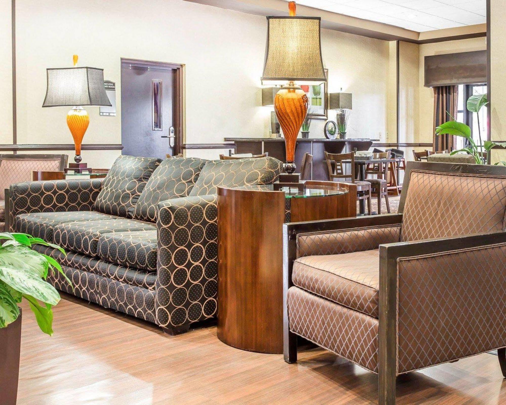 Holiday Inn Express & Suites Lexington By Ihg Zewnętrze zdjęcie