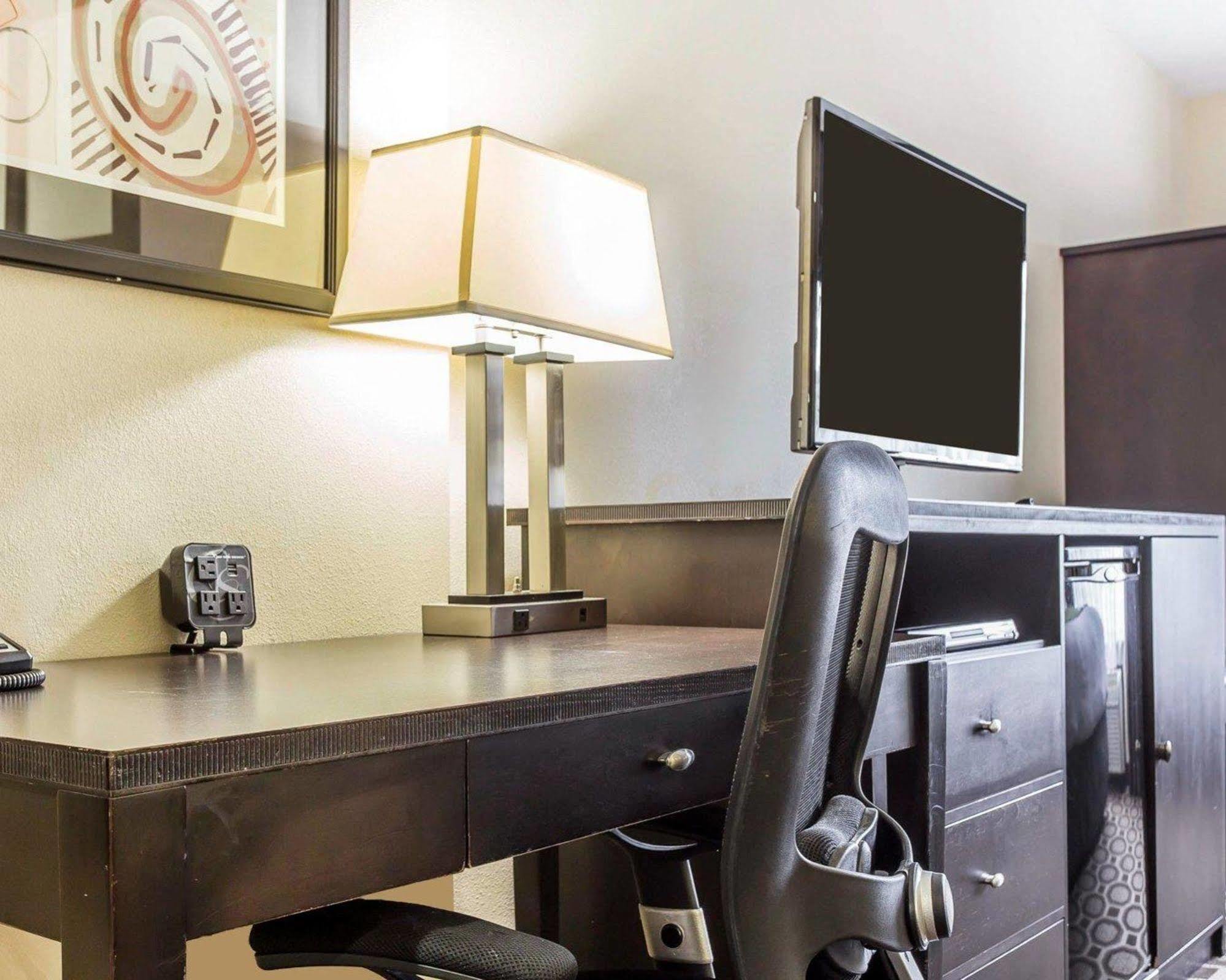 Holiday Inn Express & Suites Lexington By Ihg Zewnętrze zdjęcie